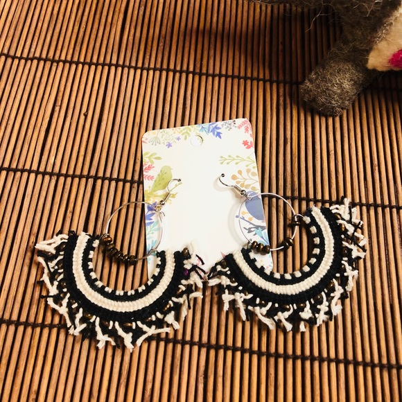 Handmade earring - Picture 2 of 9